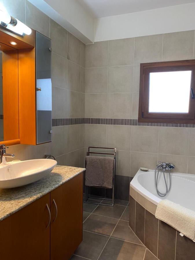 Episkopi Villa, Luxury 4 Bedroom With Pool - Λεμεσός Εξωτερικό φωτογραφία
